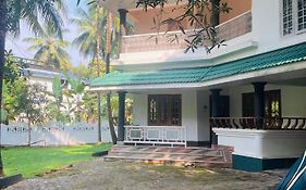 H Villa